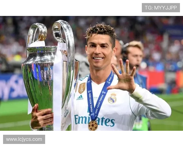 足球巨星岁月无情青春已逝昔日辉煌难再重现